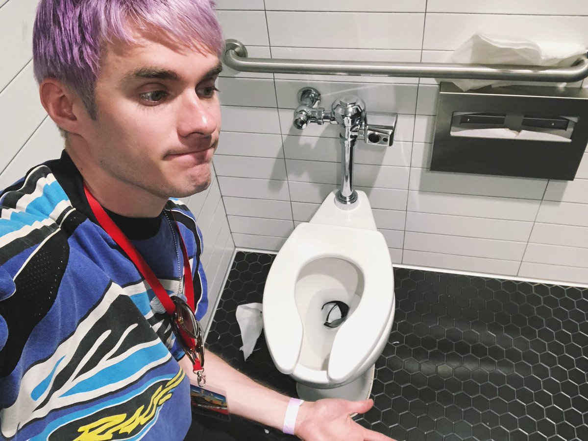 Awsten knight with toilets - a thread for  @telephonelftv because she was talking about making one but never did