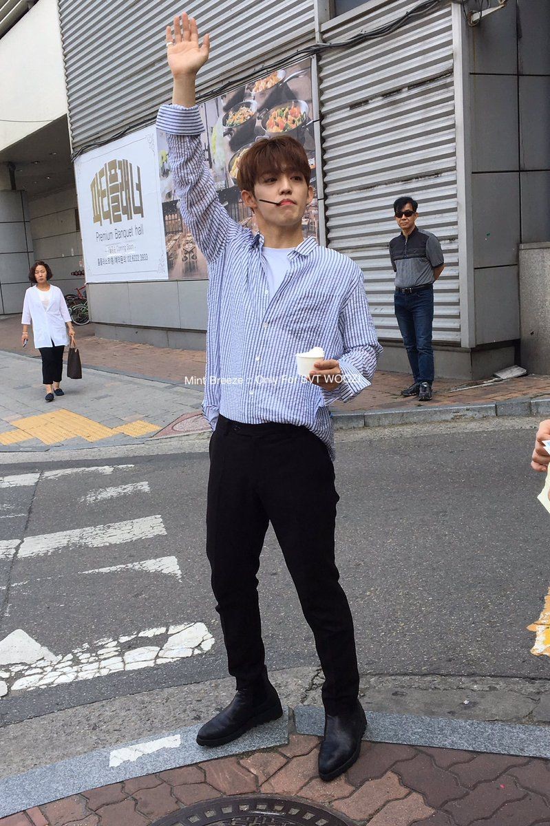 What S.coups looks like in real life - A thread.