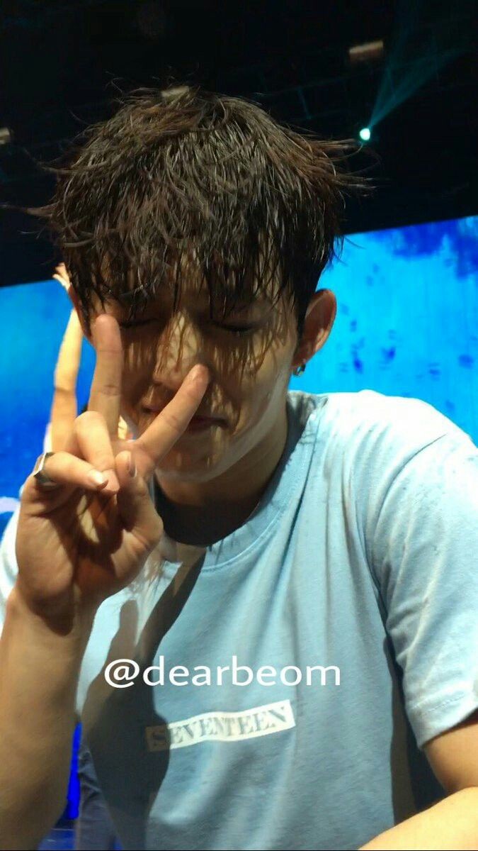 What S.coups looks like in real life - A thread.