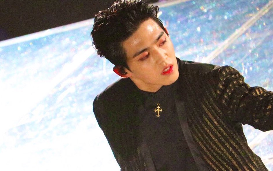 What S.coups looks like in real life - A thread.