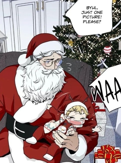 last year vs this year hes still scared of santa dojun ?? 