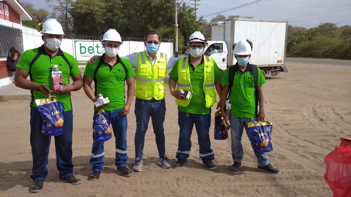 luismiguelanda's tweet photo. Llevando alegría, obsequio y escuchar a tus colaboradores. Te hacen una gran empresa #GamaTecnica @eduardos2013 #GamaHacemosTodos https://t.co/CXisNLWf8I