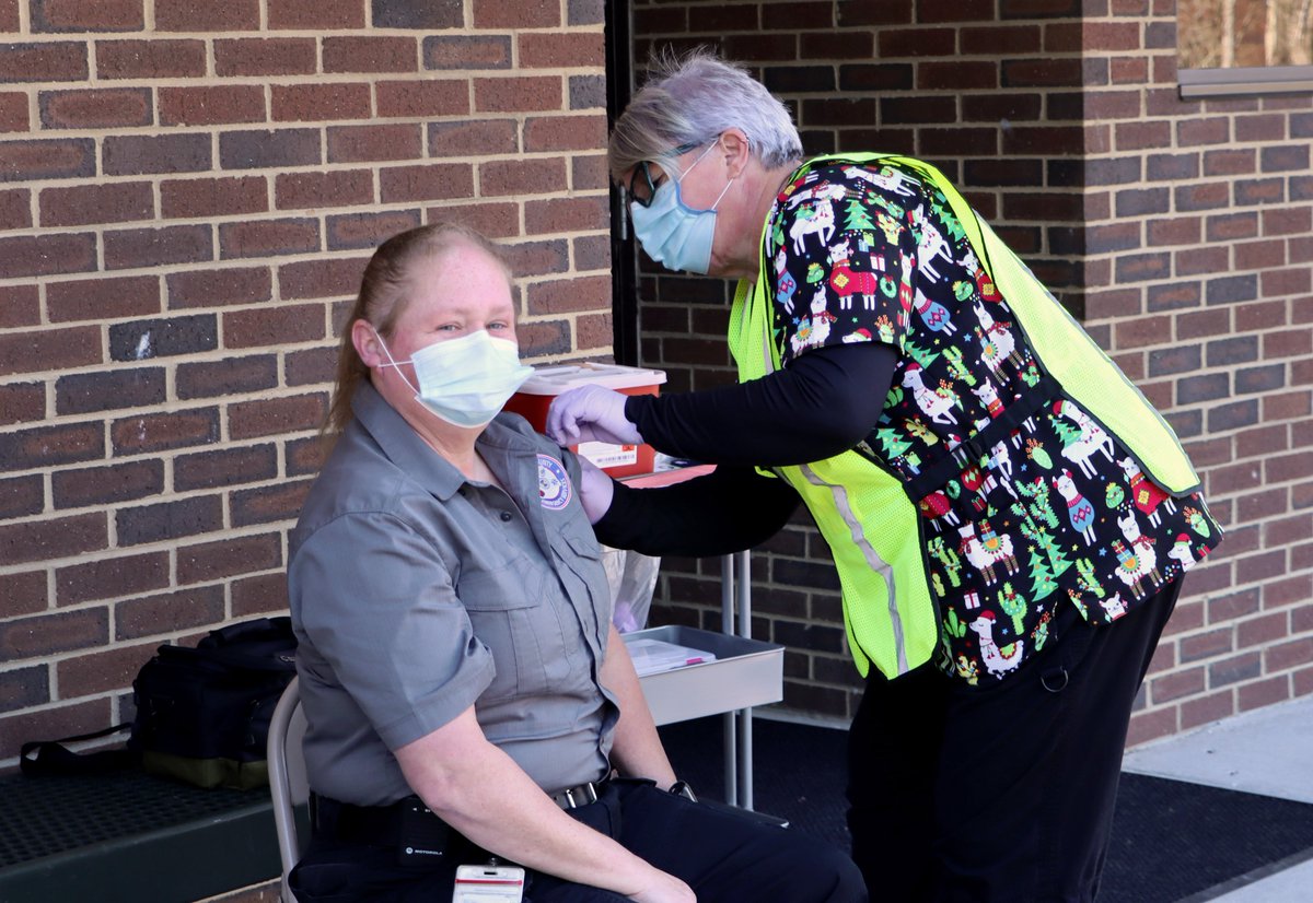 Something extra exciting happened today! #Brunsco Health Services administered its first doses of the Moderna #COVID19 vaccine to Brunswick County EMS personnel as part of the state's Phase 1a vaccination plan. Learn more here: brunswickcountync.gov/covid19vaccine… #StayStrongNC