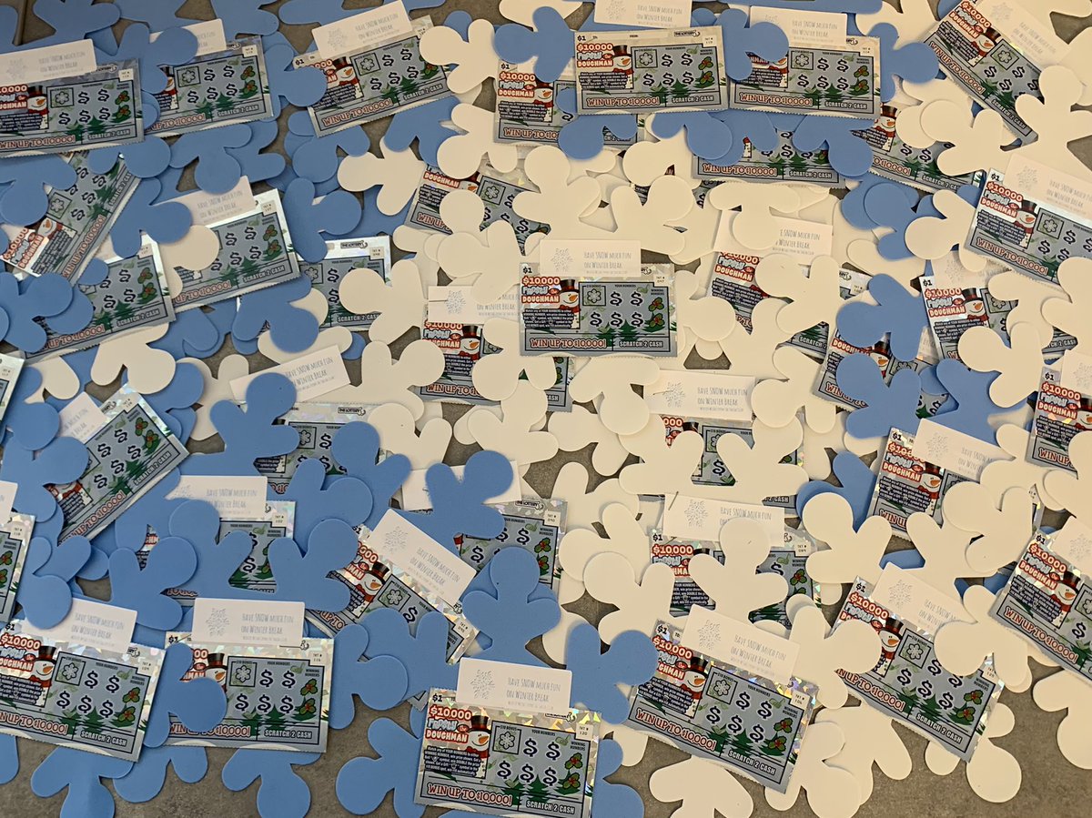 Have SNOW much fun on break! ❄️ Warm Wishes from the Goodnow Social Club! ❄️