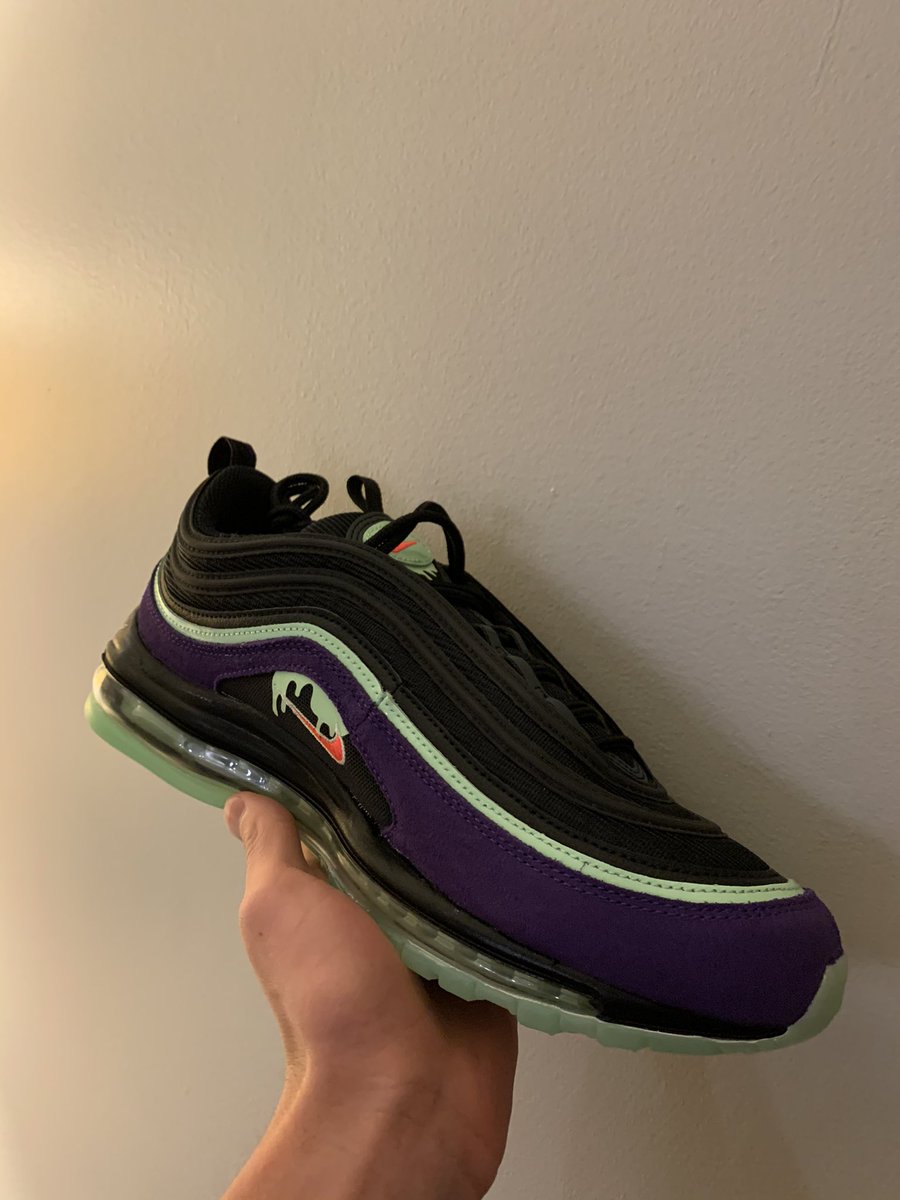 SneakersNick's tweet photo. Air Max 97 Halloween https://t.co/RrfwOAcTCx