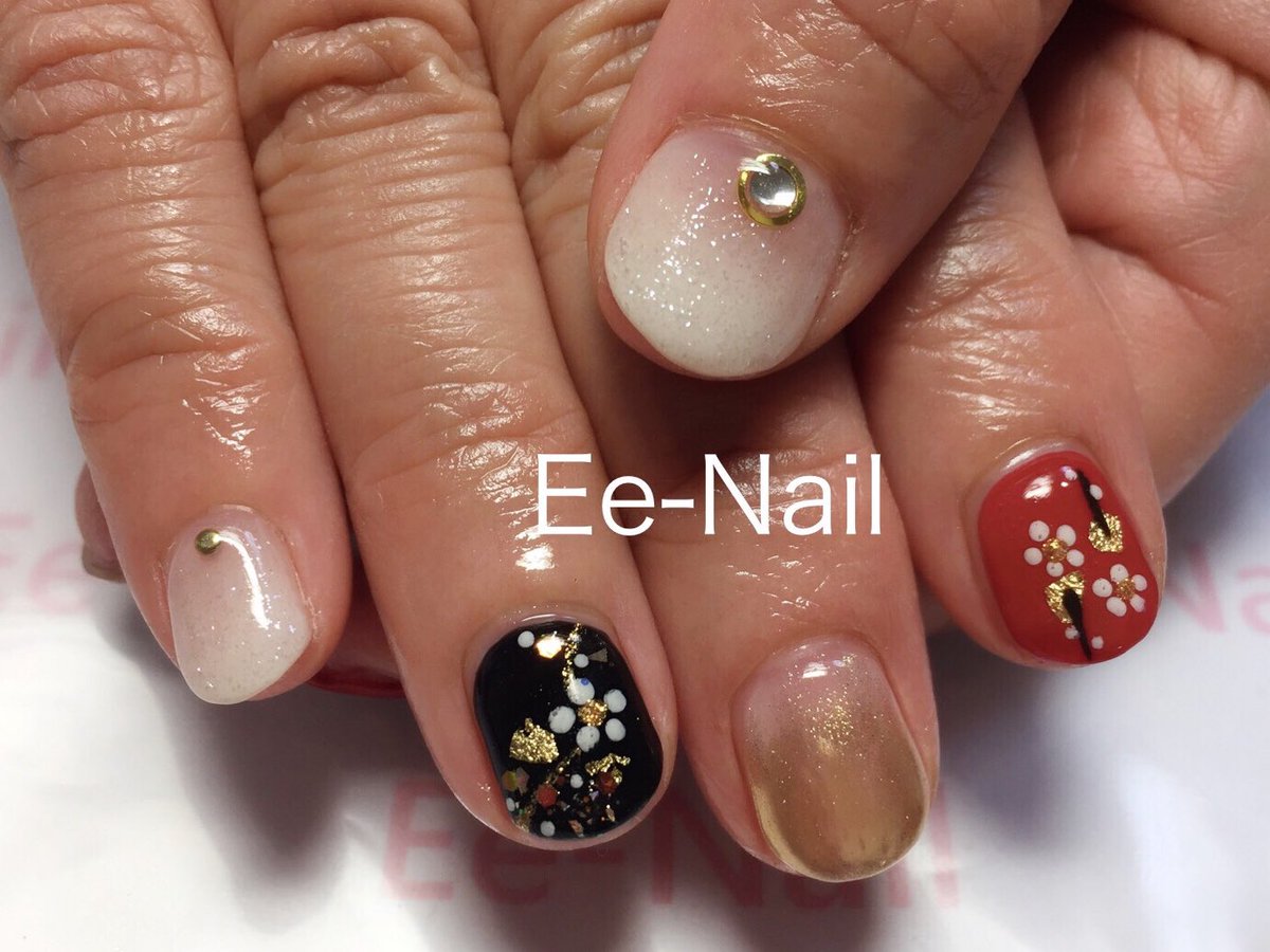 池袋ネイルサロン Ee Nail イイネイル 池袋ネイル シンプルネイル 大人ネイル カラグラ オフィスネイル ジェル ネイル フレンチネイル カラグラネイル 甘皮処理 ウォーターケア 美爪 Hpb Nail 秋ネイル 冬ネイル キラキラネイル 和柄ネイル 冬ネイル 梅