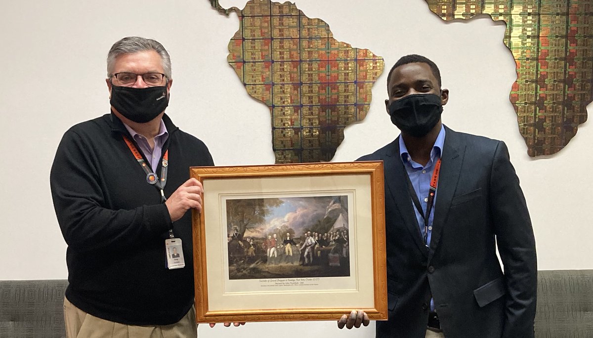 GlobalFoundries's tweet photo. Thank you and farewell (but not goodbye!) to ALL of this year's #GFInterns for your energy, your contributions, and for sharing your talents with our team. In this photo, GF's Greg Connors presents a gift to business development intern Tinashe Gwakuka at Fab 8 in Malta, NY. https://t.co/xq3J7Q2lJR