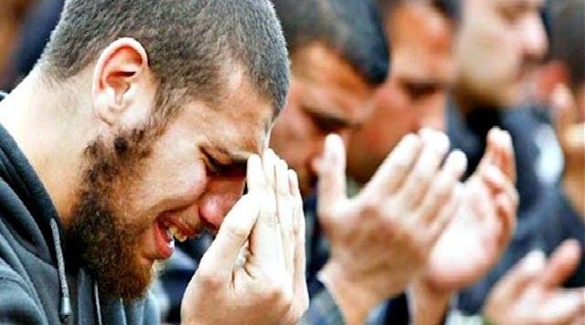 IAm_Sirdeeeq's tweet photo. Allah duk Wanda bayada kudin kara Aure Allah kabashi Yakara 🙏 https://t.co/wDHhcin2VE