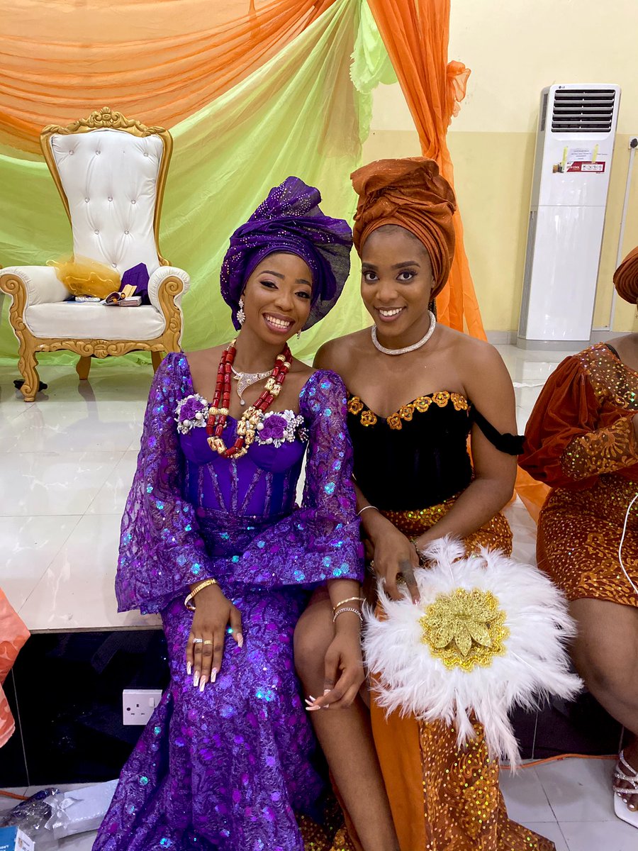 First ever owambe 😌... successful 
Congratulations baby sis 😘