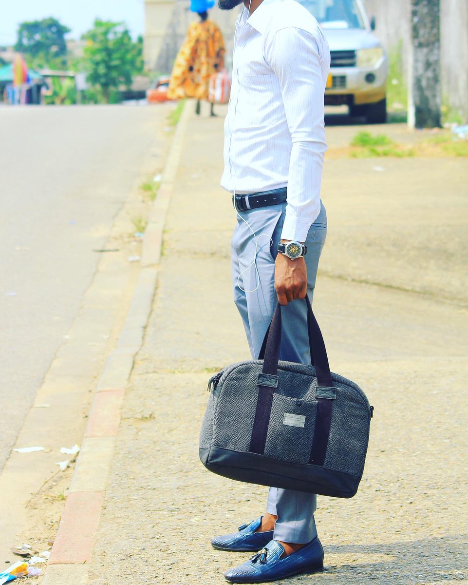 EssabaMba's tweet image. Let’s analyze how Gabon authorities are playing with our Law