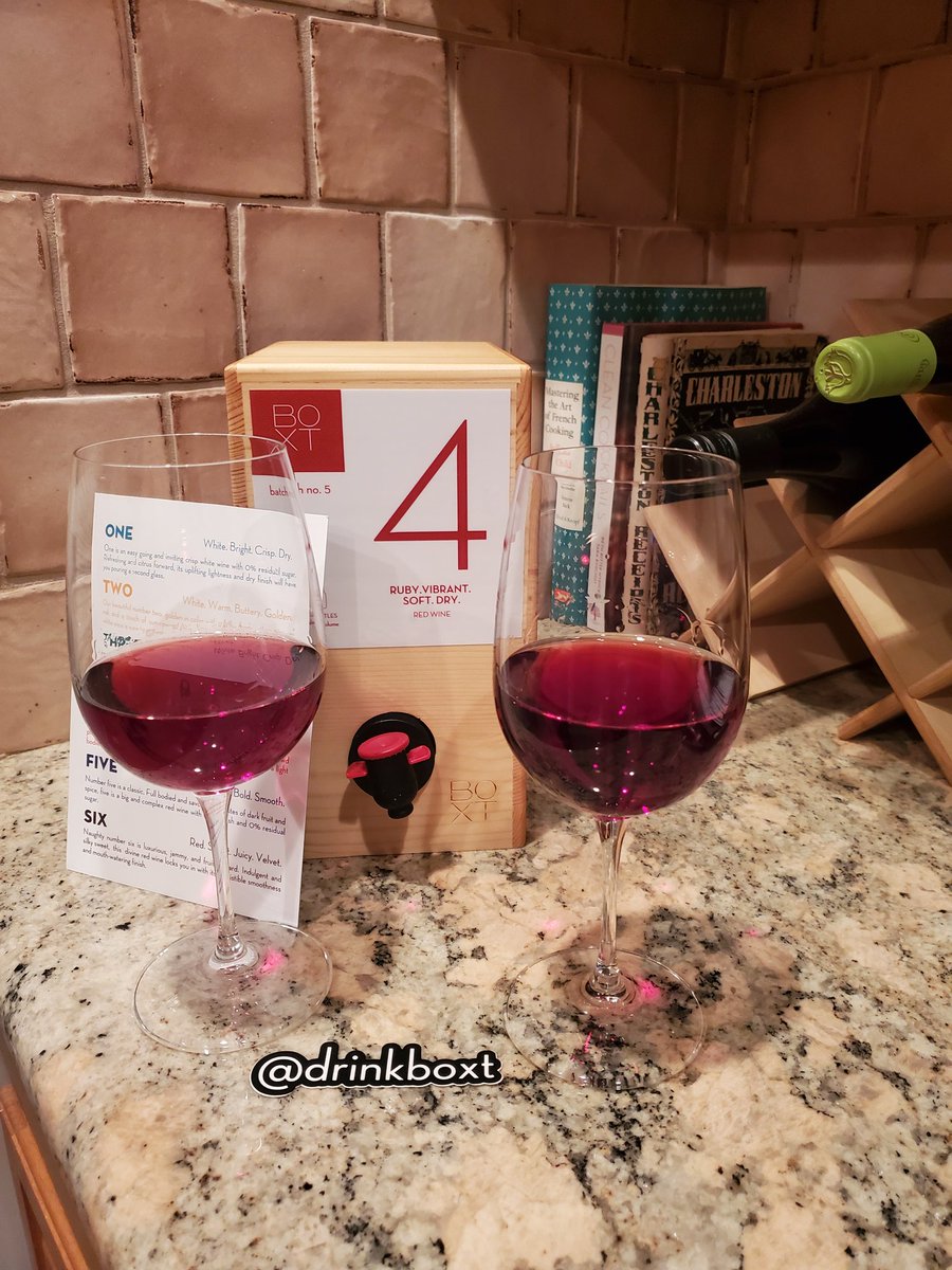 SRobling's tweet photo. @drinkboxt Really enjoying our first box wine!! https://t.co/LU0MfS9vS8