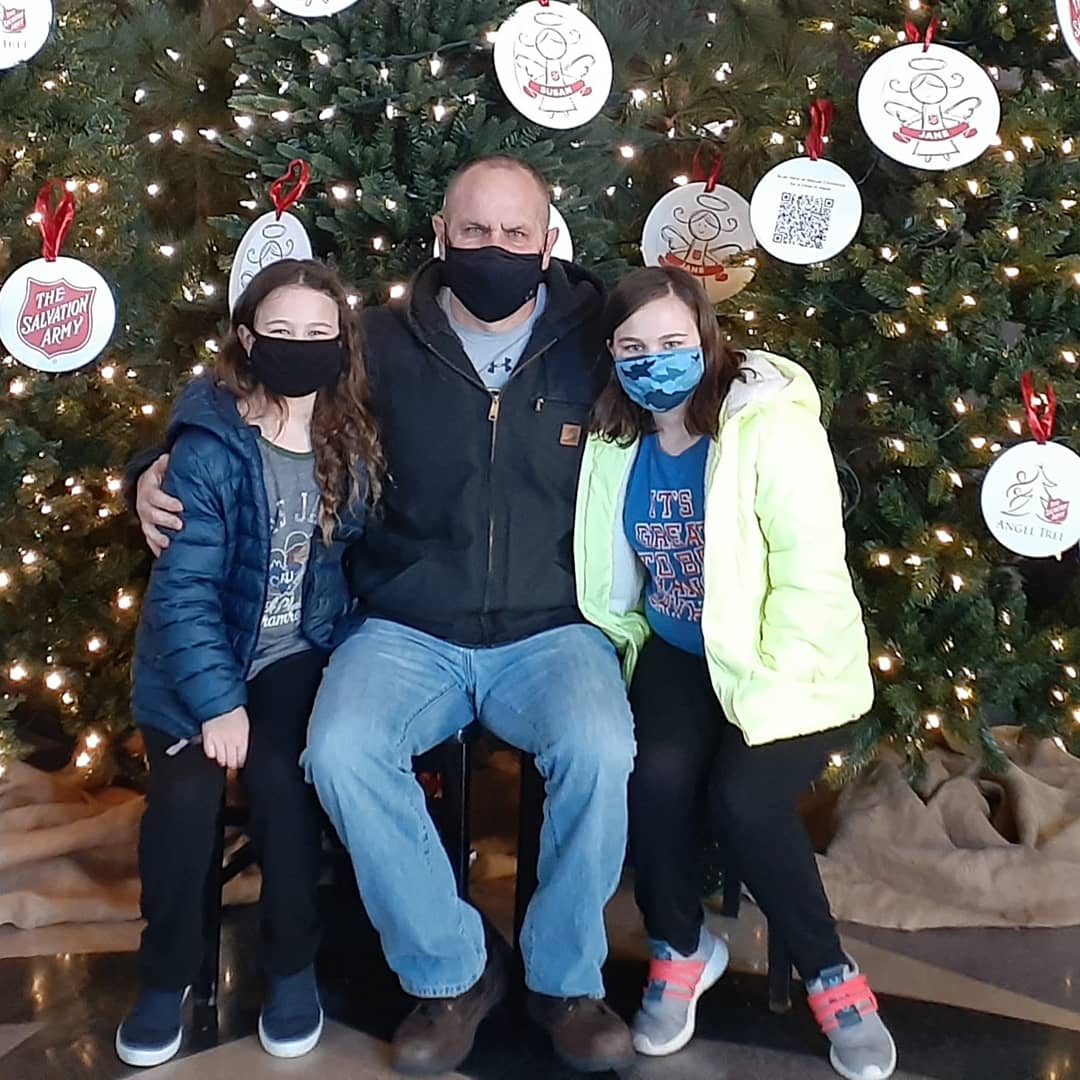 billmcgee1967's tweet photo. #socialchristmasing @PeopleofCowtown https://t.co/vrBMtqgUhu