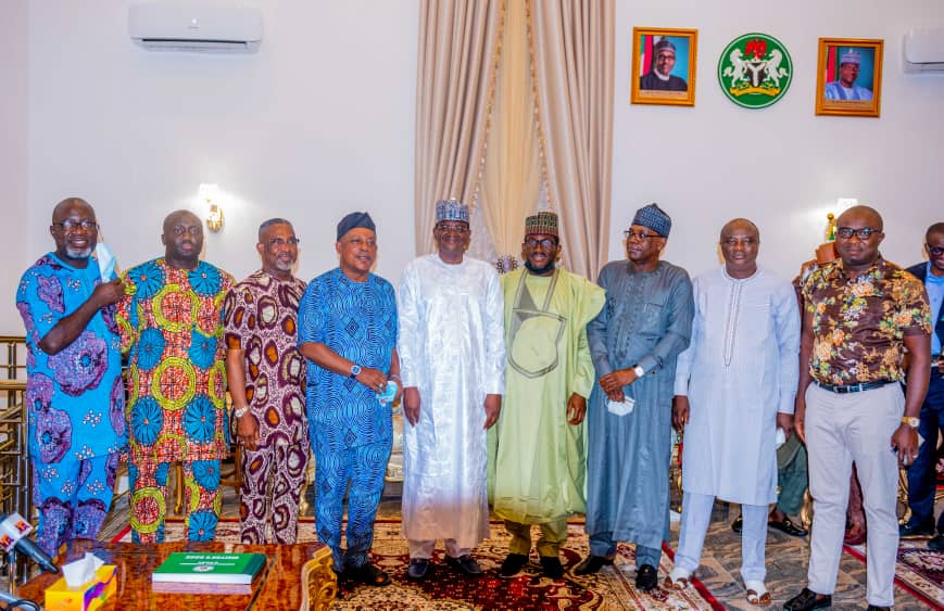 Abdul_BG_Tsafe's tweet photo. The National Chairman of the @OfficialPDPNig (PDP) Prince @UcheSecondus has described Gov. @Bellomatawalle1, as one of the best Governors the party has produced in the country. 

The National Chairman of the @OfficialPDPNig, PDP Chief @UcheSecondus who.. https://t.co/V8NVgZsb0d https://t.co/NIIOCCzAct