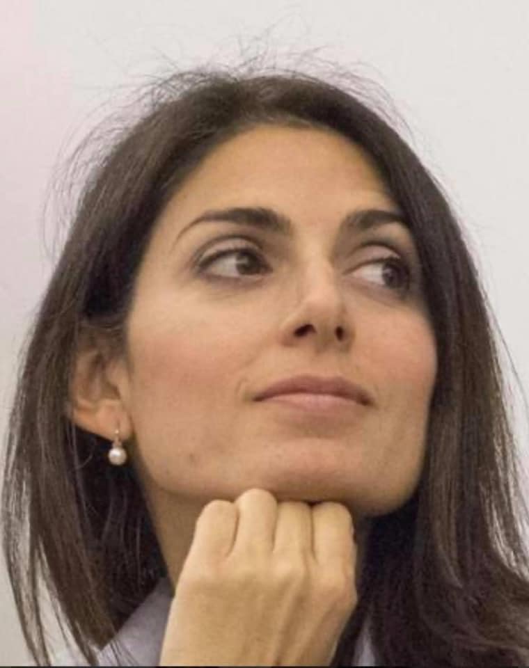 joem5s's tweet photo. È laureata.
È avvocato.
Parla perfettamente 3 lingue.
Non campa di politica dagli anni 90 come la Meloni e Salvini.
Vive in una periferia romana, in una normalissima casa.
Non ha fatto debiti, né aumentato le tasse.
Sta mettendo ordine a 20 anni di gestione fallimentare.
VIRGINIA https://t.co/Giw97tOQ0y