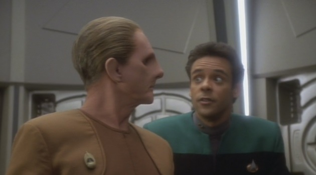 coolDukat's tweet image. And then he says, "BAZINGA!"
Isn't that hilarious?