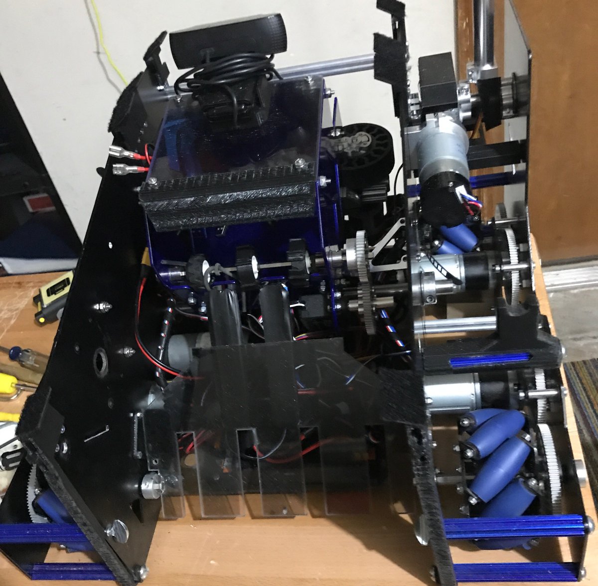 FTC12535's tweet photo. A robot! (that still needs some work) https://t.co/V22eStXRTU