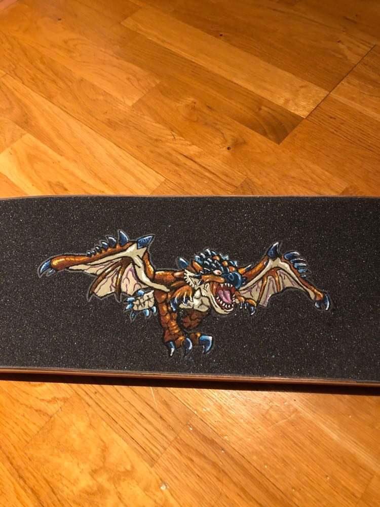FamilyGeekStuff's tweet photo. Finished Sawyer’s Christmas presents today! 

Griptape art on 2 new decks! He’s ready next time (season) he can skate! 

#TheOwlHouse #monsterhunterstories #gripart #owlbert #ratha #creatureskateboards #almostskateboards #mobgrip #griptapeart #skateboard https://t.co/E8hh1AF3OR