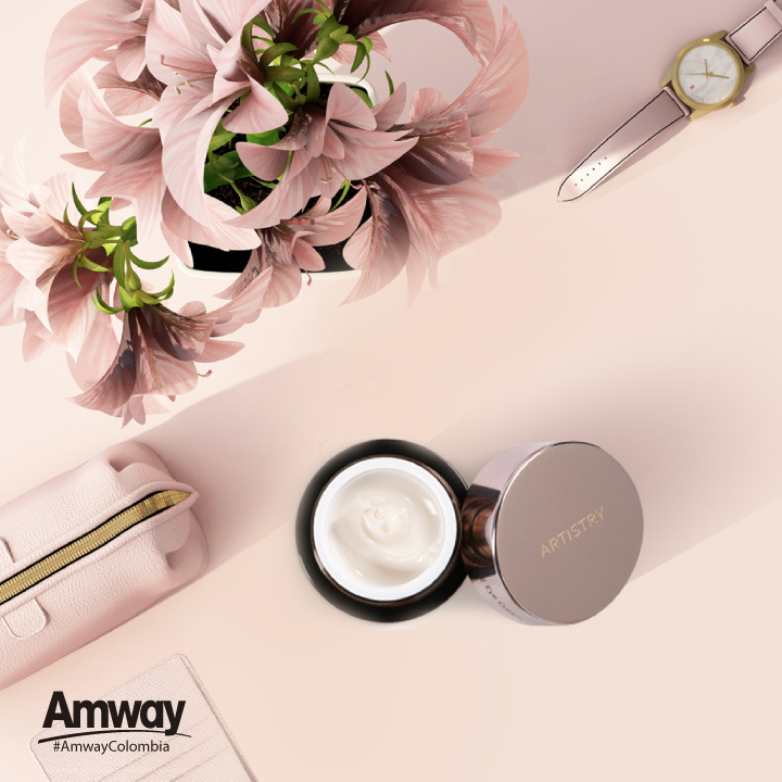 Amway_Col's tweet photo. ¿Lista para el rojo? Prepárate para sorprender con cuatro tonos de Brillo Labial Mate 💋con luz de #ArtistryStudio edición Shanghái:
Cherry Red / Rojo Cereza, Rose Red / Rosa Roja, Berry Red / Frutos Rojos, Spice Red / Rojo Intenso.
#Passionista #Shanghái #ÚsaloyCompártelo https://t.co/jvWpV1Ap5t