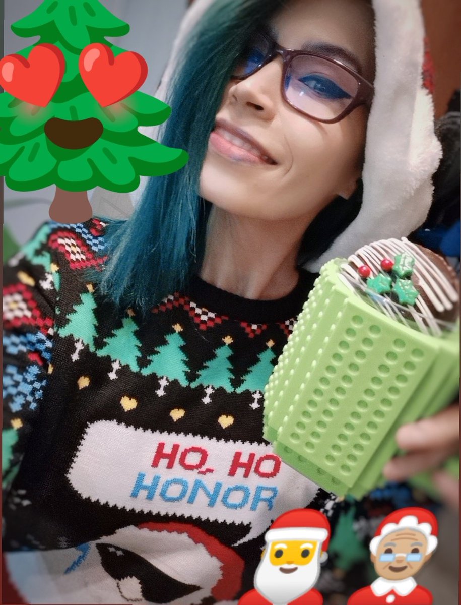 DasMetalGabs's tweet image. Gracias amigos de @honor_mexico por el detalle 😍🎄
De hecho mis fotos siempre son con el #honor20 🎄