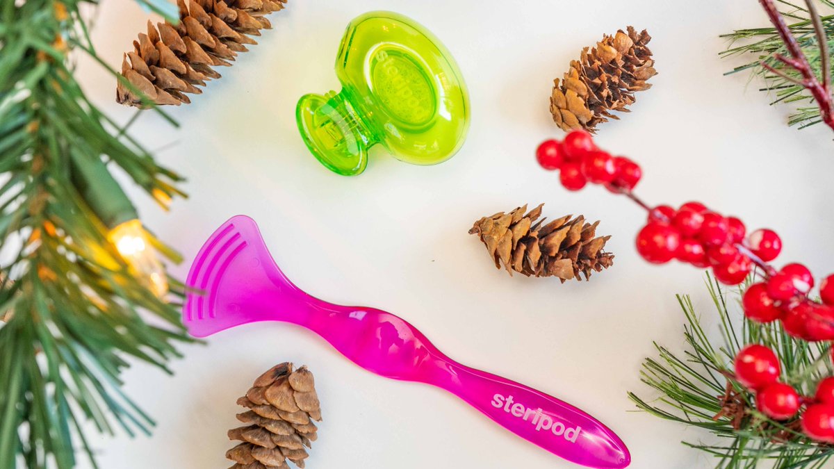 Jingle bells 🎶 Your breath smells 🎶 …just kidding! It’s not too late to pick up Steripod Christmas gifts – find a store near you by visiting getsteripod.com/retailers.​
#toothbrush #teeth #smile