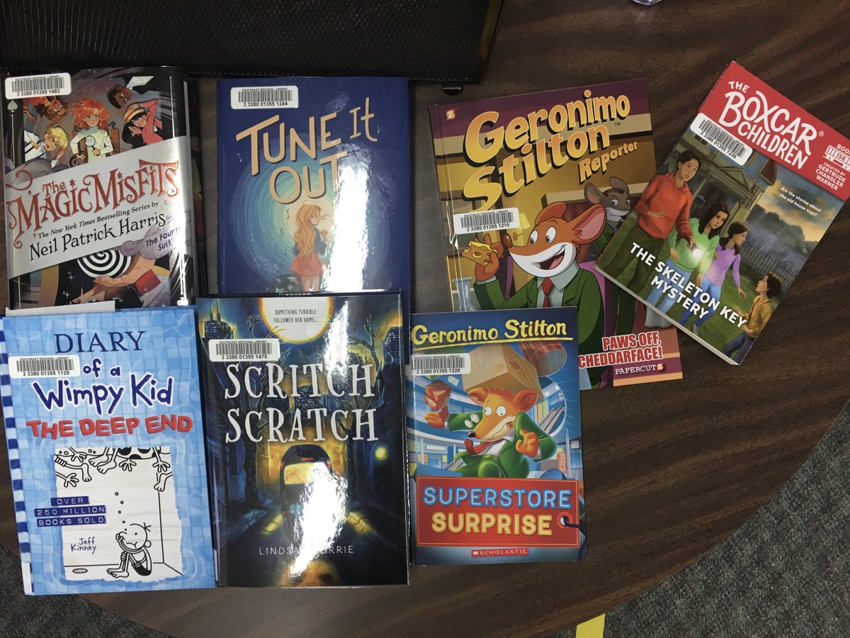 WapellaLibrary's tweet photo. Still time (TOMORROW) to pick up books &amp; movies for your Holiday.. New in tonight.. Easy books, Junior books &amp; 2 Adult books, for your reading enjoyment! https://t.co/A9Sa7CwMKX
