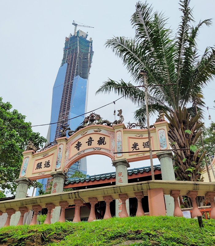 merdeka_118's tweet photo. The #Merdeka118 precinct celebrates differences at every corner. Just a five-minute walk from Stadium Merdeka are the Kuan Yin and Sri Mahamariamman Temples, both of which have been here since 1880 and 1873 respectively.

#aplaceofcelebration #lifeatmerdeka118 #malaysia #culture https://t.co/tQjsGB50us