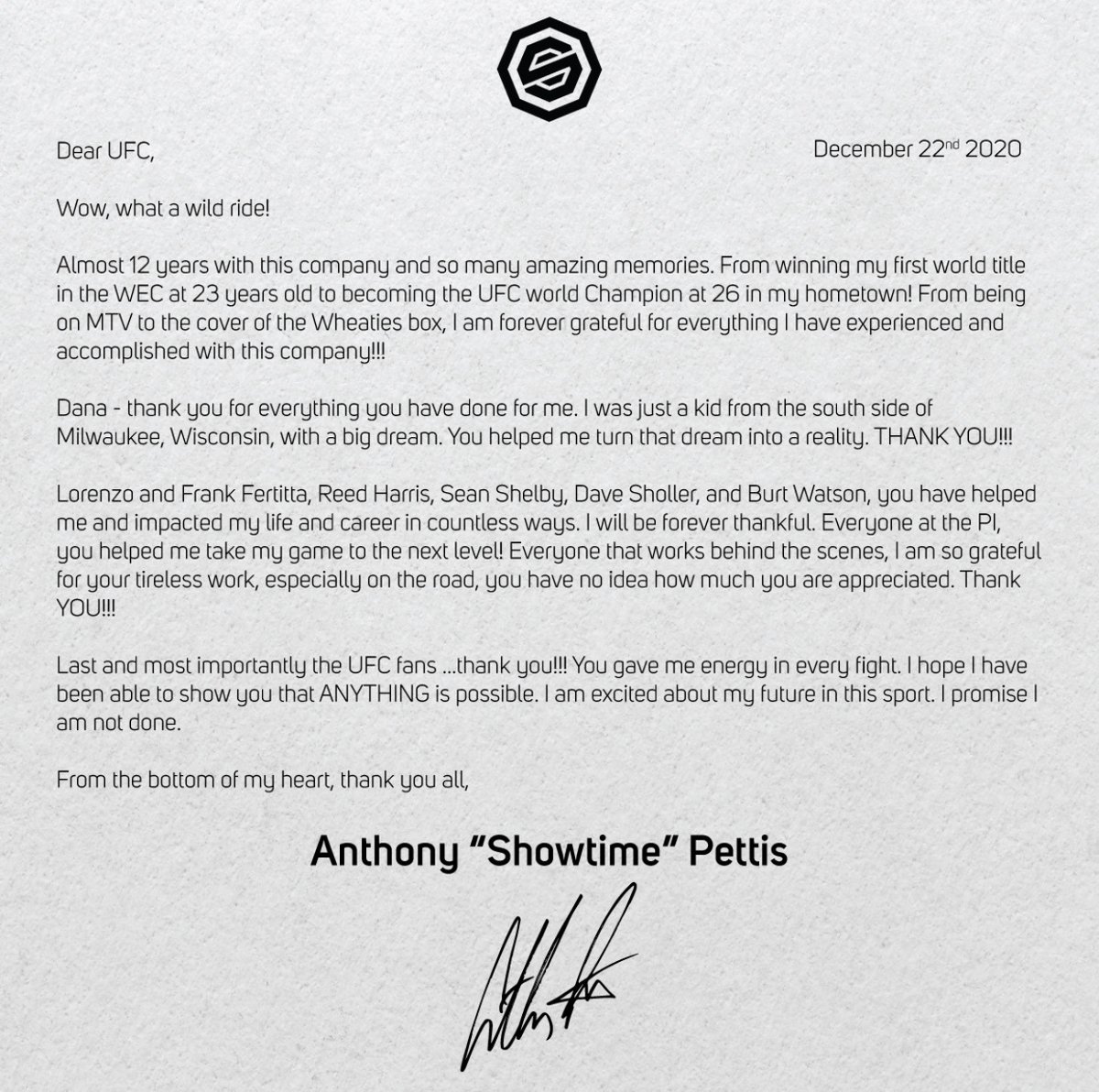 espnmma's tweet photo. Anthony Pettis announced on social media that he will be parting ways with the UFC to explore free agency.

He followed with a letter thanking the promotion, past and present staff, and fans.

(via @Showtimepettis) https://t.co/Exy2hE6vQ5