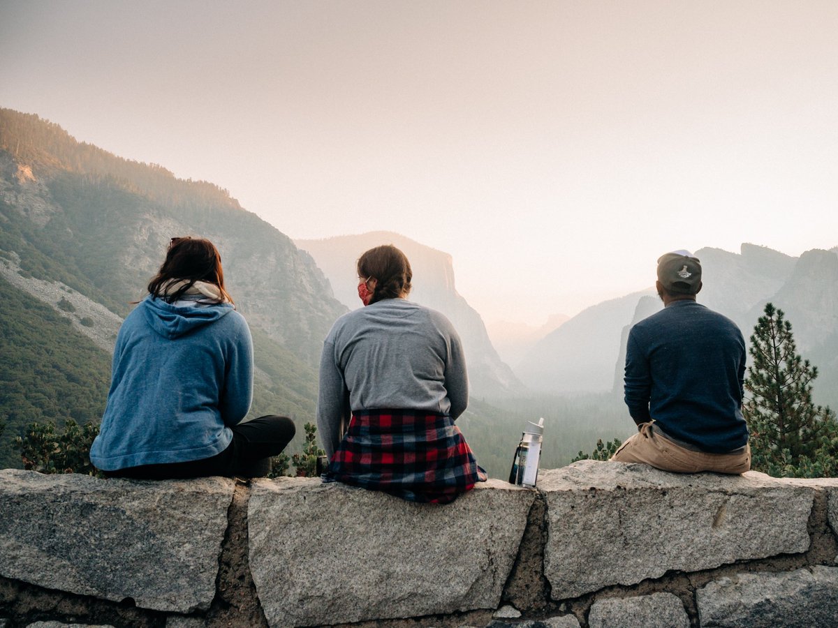 JasonRyanStudio's tweet photo. Yosemite + Friends https://t.co/QmNFD7gAPA