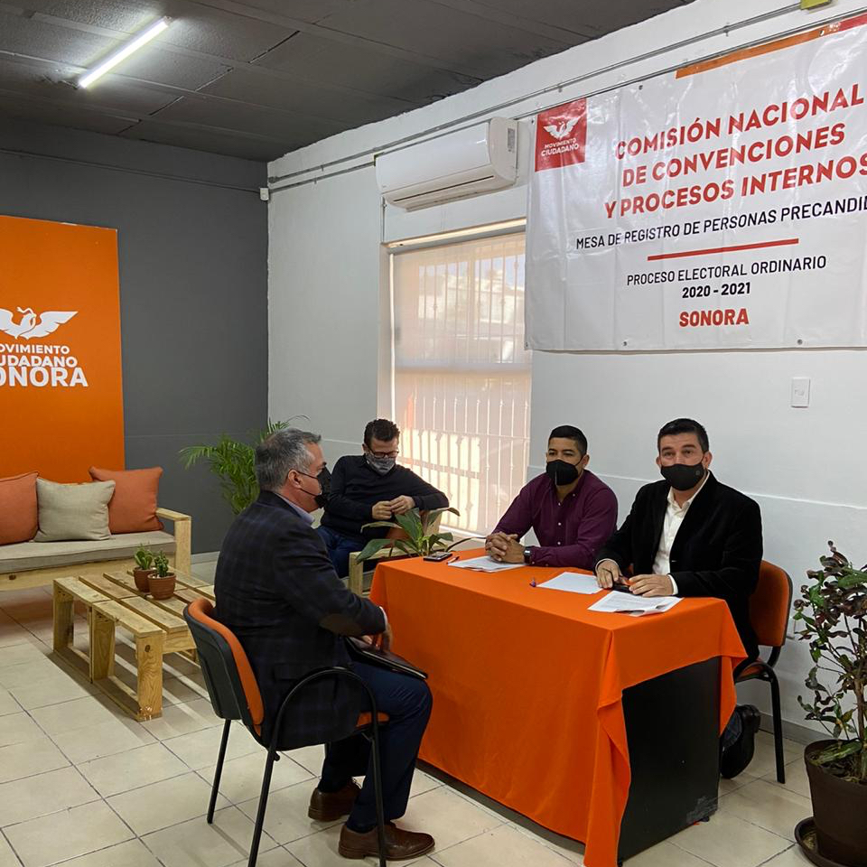 mvillegas2001's tweet photo. Quiero agradecer a mi familia y amigos por acompañarme a mi registro como Precandidato a la presidencia municipal de #Guaymas por el partido #MovimientoCiudadano acompañado también de @r_rbc  Ricardo Bours y el presidente de #MCSonora @CharlyLeonMC #ATodoDar https://t.co/0P9yM32AgQ