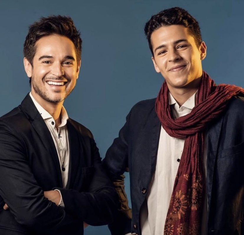 FCOSimonHempe's tweet photo. 📣 || Simón y Patricio Arellano son los protagonistas de El Regreso del Joven Príncipe.
📆: a partir del 9 de enero
🎫: https://t.co/4ir6qnZT7A https://t.co/lBBBJWMrTD