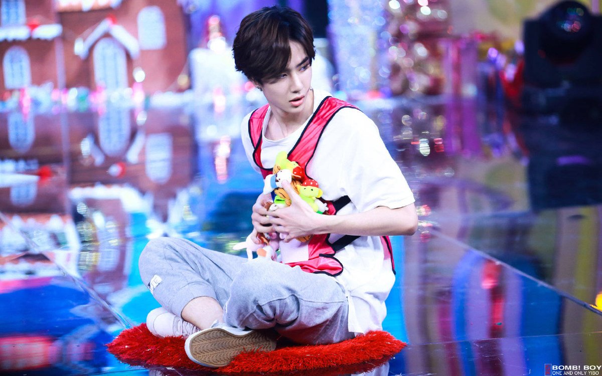 So small..must protecc 