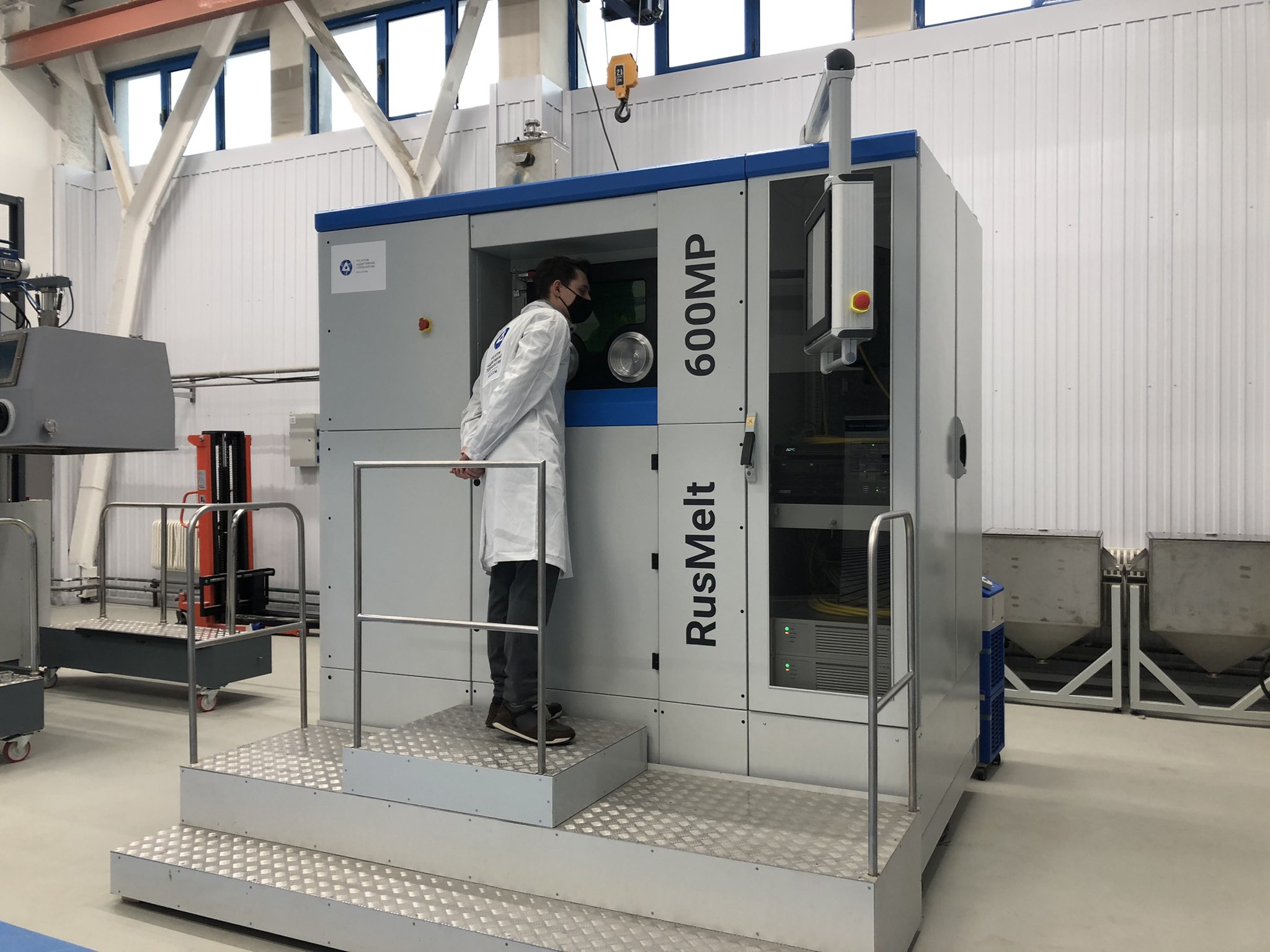 аддитивные технологии технологии 3d производства. оборудования аддитивного производства. аддитивное оборудование. аддитивные технологии 3d оборудование. 3д принтер в машиностроении.