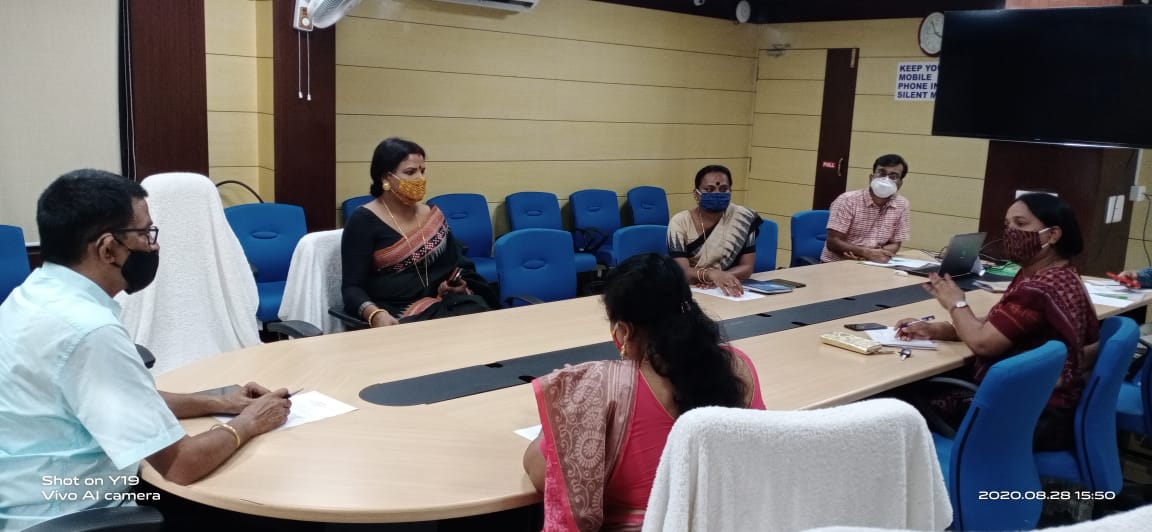 For the first time a meeting was conducted by the Odisha State Food Commission with the representatives of #Transgender community of Odisha to understand various problems faced by them in getting the benifits of #NFSA, 2013 on 28/08/2020