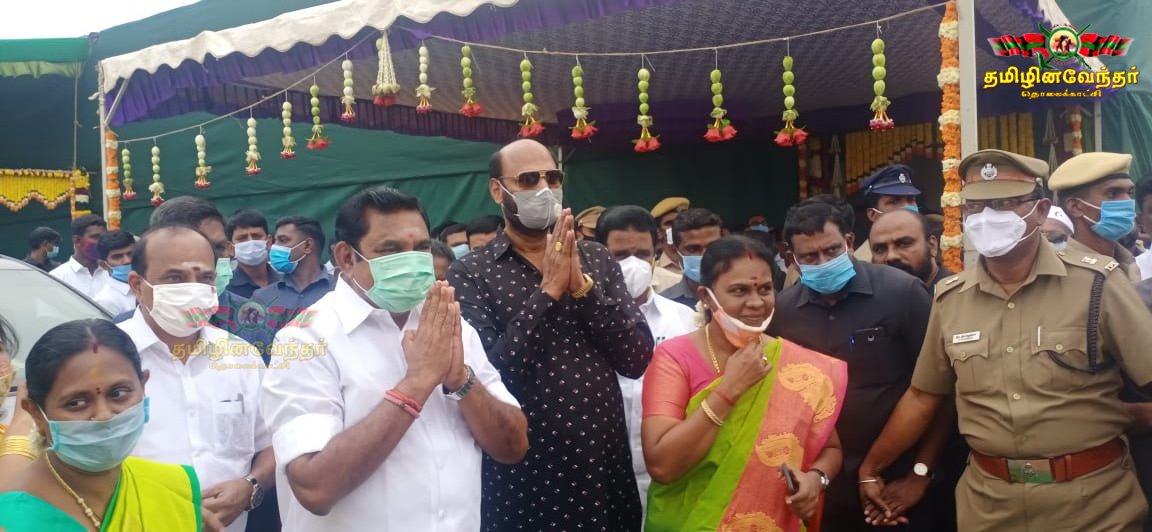 இன்று ( 23.12.2020 ) ஆதிதிராவிடர் நலத்துறை அமைச்சர் திருமதி.V.M.இராஜலெட்சுமி இல்ல விழாவில் கலந்துகொண்டபோது.<a href="/Rajalakshmioffl/">VM Rajalakshmi - SayYesToWomenSafety&AIADMK</a>