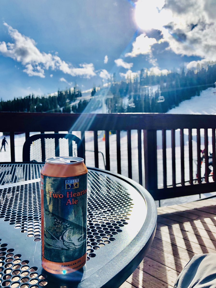 Some Michigan holiday cheer on Colorado slopes today! <a href="/BellsBrewery/">Bell's Brewery</a> <a href="/eldoramtnresort/">Eldora</a>