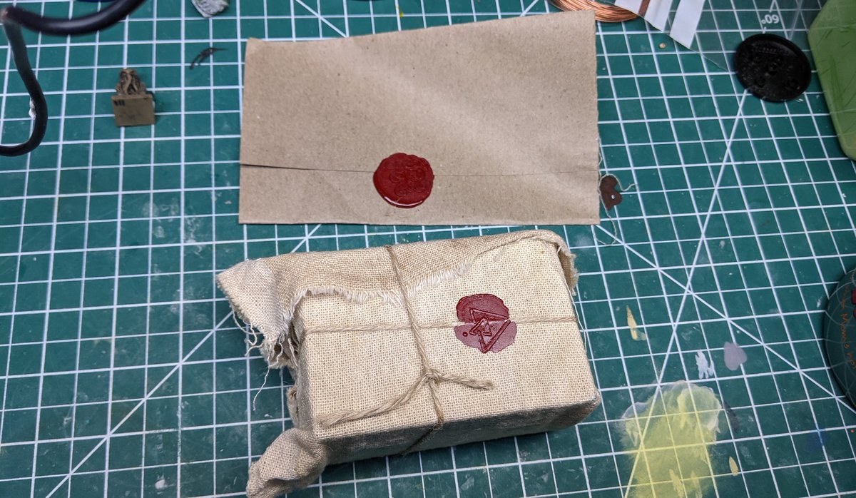 ModernSynth's tweet photo. #HobbyStreak Day 89: And now for something completely different!
My hobby brother from another mother is putting together a #Frostgrave #FG28 narrative event called #TheAlignment.
He's been sending us clues. I opened the most recent one on live on stream https://t.co/0OAj6LTxQW https://t.co/Ffyyez1JNJ