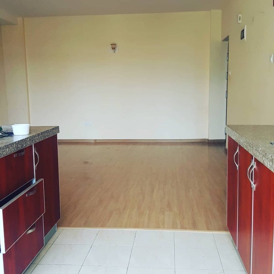 ArkbridgeP's tweet photo. #Spacious Apartments to Let in the #serene Kilimani #neighborhood. 
* 2 bedrooms @Ksh 65K per month
* 3 bedrooms @Ksh 75K per month
☎️ 0733 888378
📨 sales@arkbridgeproperties.co.ke
#MoveIn 
#Spacious
#Apartments
#Rentals 
#RealEstateKe
#Wednesdays 
#Happyholidays https://t.co/6bgCJzIFLc