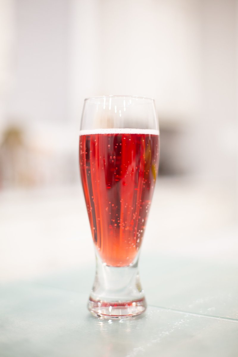 Unlike the  @houseplantco  #Grapefruit drink, the  #Little  #Victory has 2.5mg of THC *AND* 2.5mg of CBD. The  #Little  #Victory is technically a sparkling water, like the  #Houseplant drink - but this one has a much deeper color (perhaps looking even more like  @Koolaid)