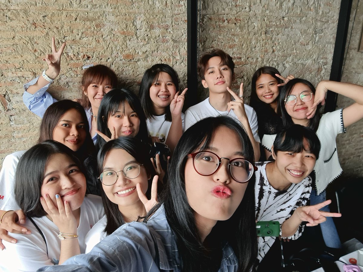 n01nutchy's tweet photo. ม้าคๆๆๆๆๆ 555555555555555555 https://t.co/LPtZYYjxDK