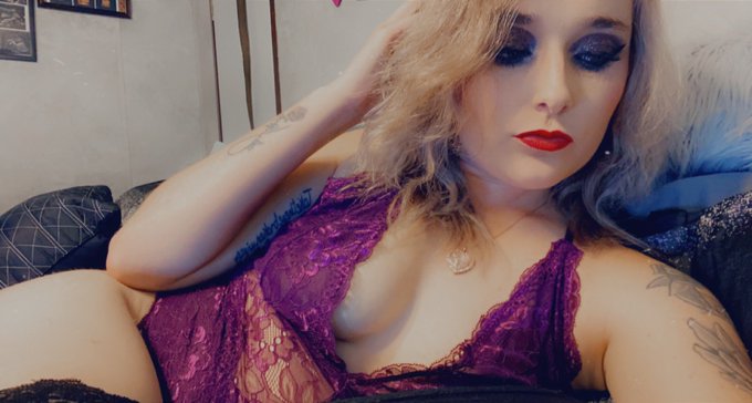 Needing some fun and satisfaction come play with me  first 10 get free week so Come subscribe to me loves<a href="/tag/mvsales"class="tags"><span>#mvsales</span></a>