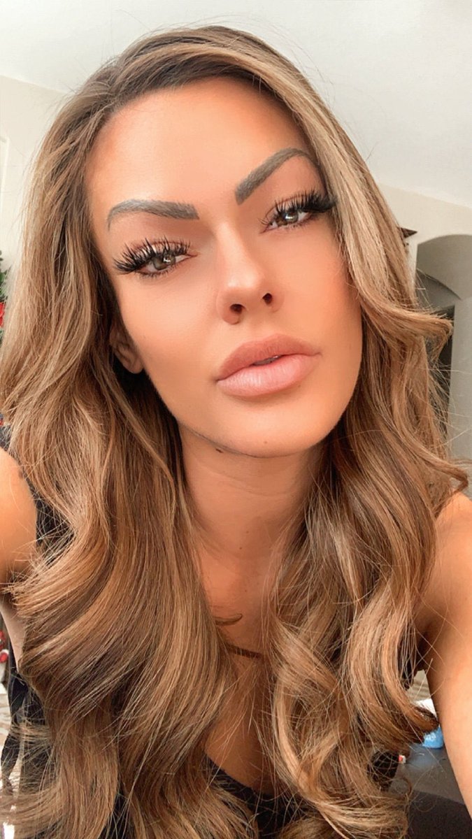 Aila Donovan Inc. on Twitter: "💋💋 Let me make your night🌙 better when you subscribe for free