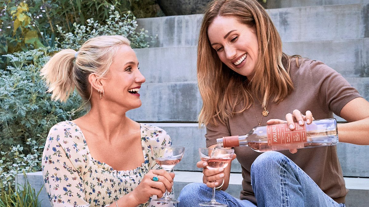 Cameron Diaz's Avaline Adds Bubbles - Wine Spectator https://t.co/WmDJ7LQKfU https://t.co/XYdeIUDpYm