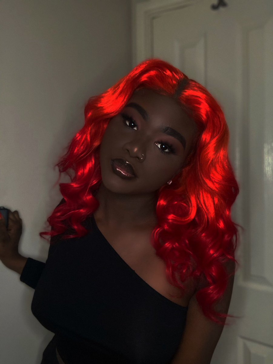 justtutuw0rld's tweet image. Wish you could love on me?