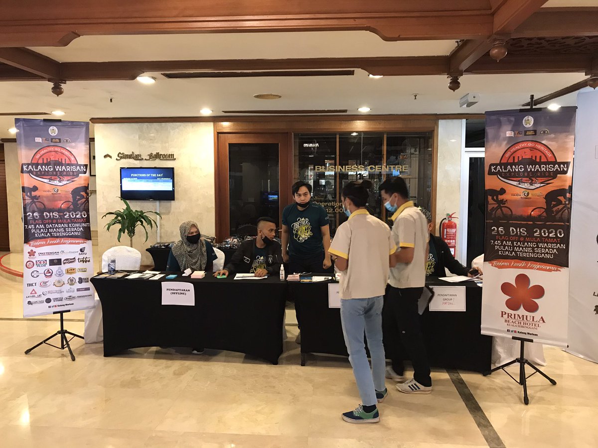 FitTerengganu's tweet photo. Selamat Datang Cyclist!
Ke Ride Kit Collection (Pengambilan Kit Kayuhan) @kalangwarisan Explore Ride 2020 di Lobi @primulabeach Hotel, Kuala Terengganu.

Jom bergambar dulu! Lepak2 kena Tea Tarik Primula! 🤝😘

Visit @TrgTourism 

#KalangWarisan
#ExploreRide
#FitTerengganu https://t.co/E1gJTmrxnF