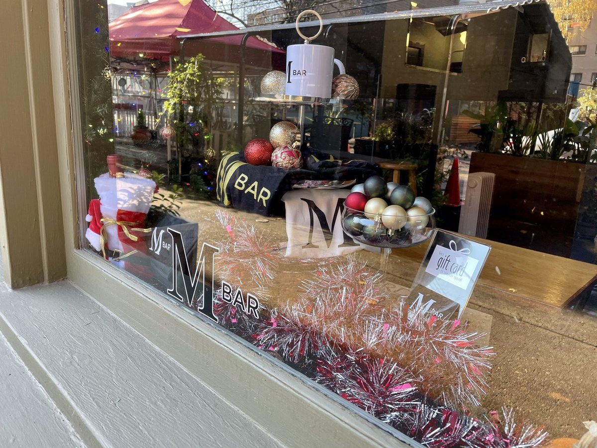 Closing soon for winter break! 

First, we celebrate the holidays - OPEN Xmas Eve, Xmas and NYE 8am-11pm! 

~Bottle specials and fun!!🎄🍾🎉

#mbarpdx #nw21st #nwportland #PortlandTogether #wereopenpdx #shopsmallpdx #wearepdxbiz  #bethechangepdx #pdxsos