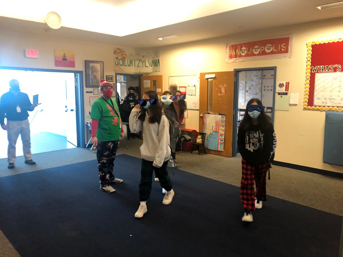 Middlebrook8Red's tweet photo. Our #8Red halls and zoom screens were alive with pajamas of all sorts today! Sledding dogs, #Friends, and #AngryBirds were joined by colorful Christmas bulbs, tree-toting @vineyardvines whales, and much Buffalo Check! #wiltonwayct #middlebrookway #weare8R https://t.co/UHidIFnsOs