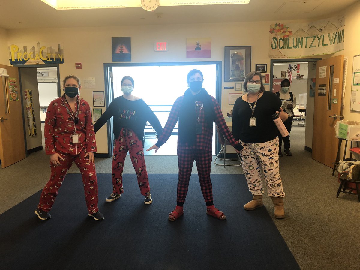 Middlebrook8Red's tweet photo. Our #8Red halls and zoom screens were alive with pajamas of all sorts today! Sledding dogs, #Friends, and #AngryBirds were joined by colorful Christmas bulbs, tree-toting @vineyardvines whales, and much Buffalo Check! #wiltonwayct #middlebrookway #weare8R https://t.co/UHidIFnsOs