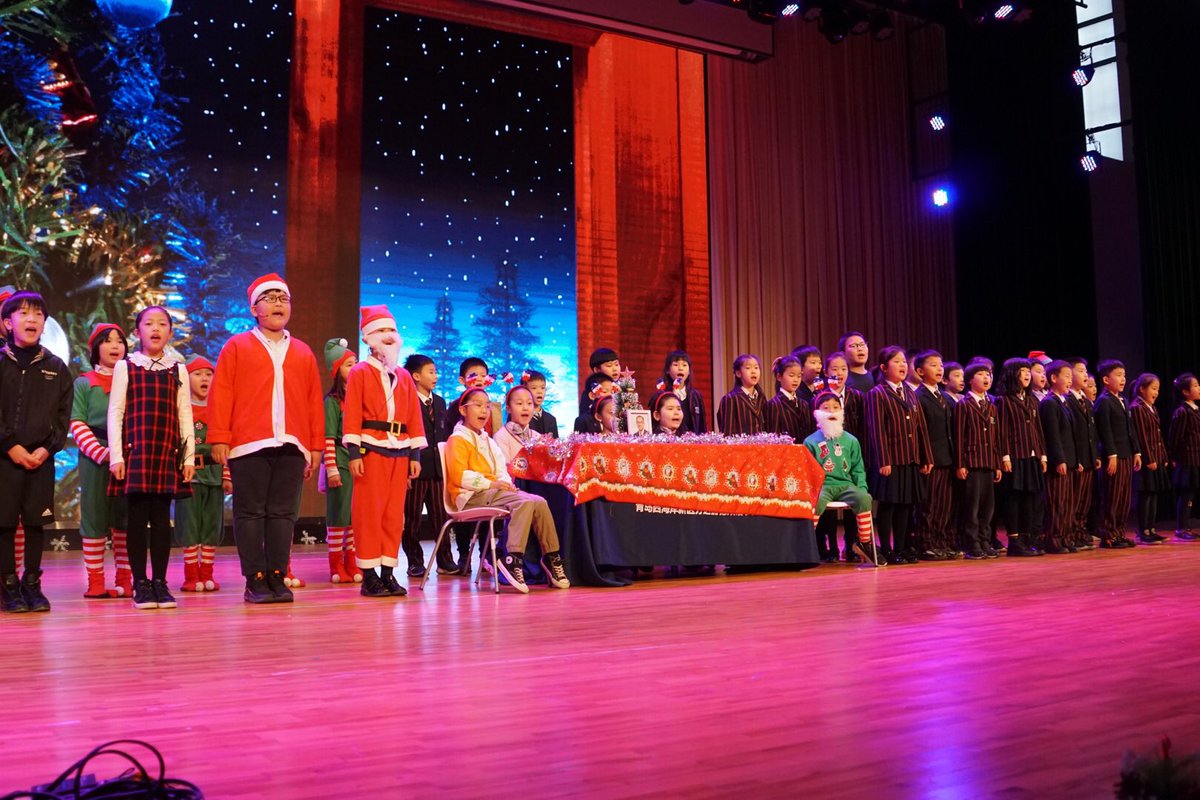 HdQingdao's tweet photo. Well done to our fabulous Grade 3 students who put on a lovely Christmas Production last week. There was a special message included about the importance of family and friendship at this time of the year. #Hurtwoodhouse #christmas https://t.co/YcJPhVJbBn