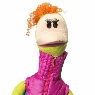 Pedro Pascal as 31 Minutos characters ; a thread 