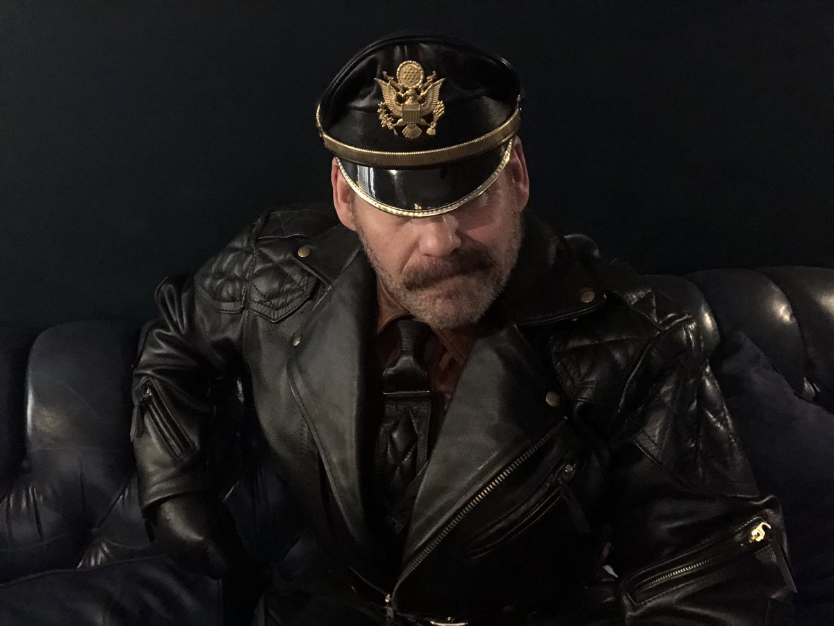 Content from leatherpipedad1